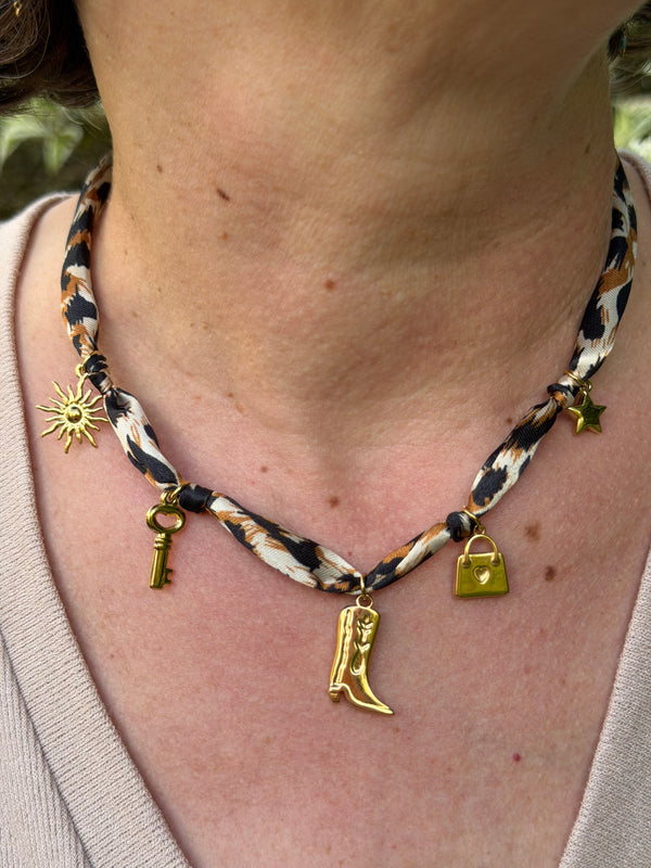 Collier Léo